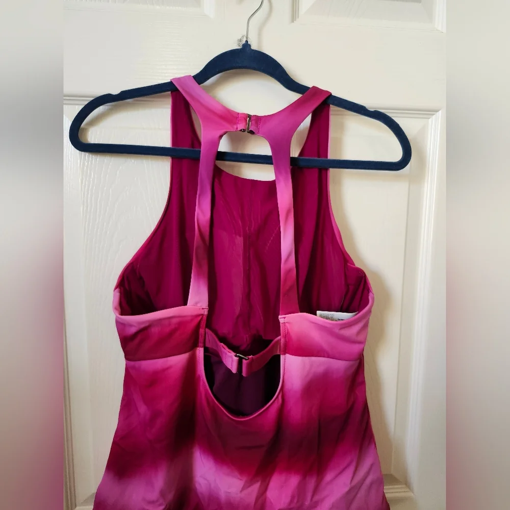 Athleta chic magenta